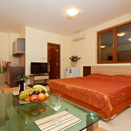 Апартхотел Stanny Court