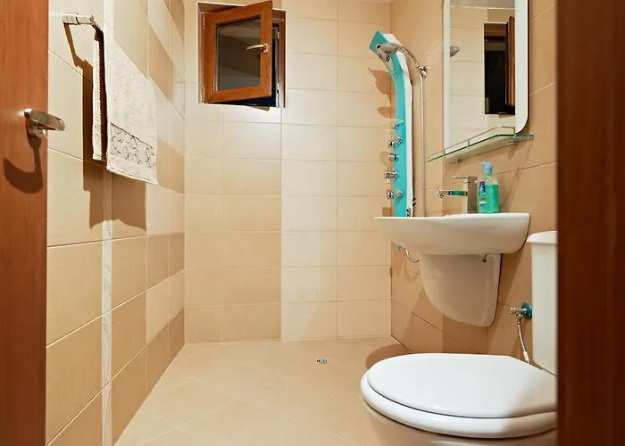 Stanny Court Neszebar